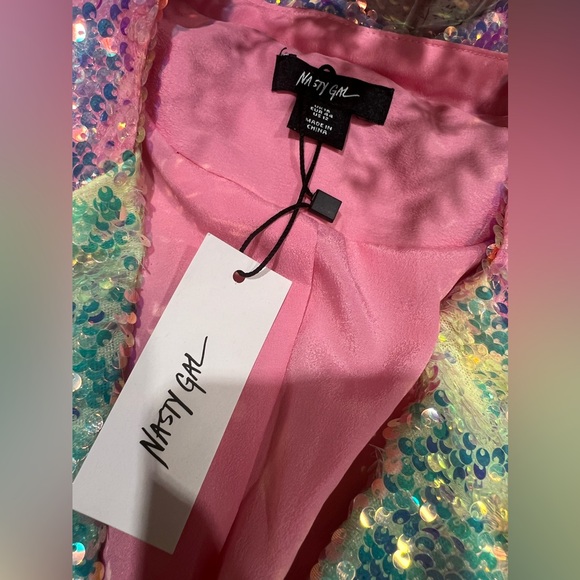 Nasty Gal Premium Floral Embellished Pink Iridescent Sequin Cropped Blazer 12 - Picture 12 of 16